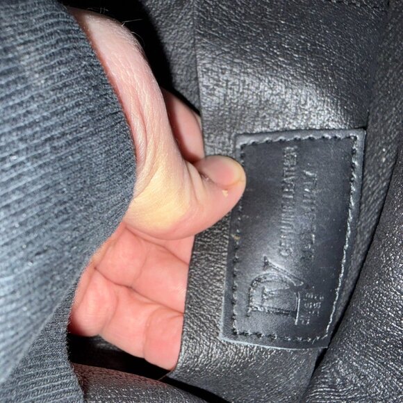 DV Genuine Leather Red Bucket Bag Gold Chain Strap - Picture 2 of 2